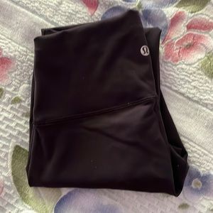 Black LuLuLemon Leggings